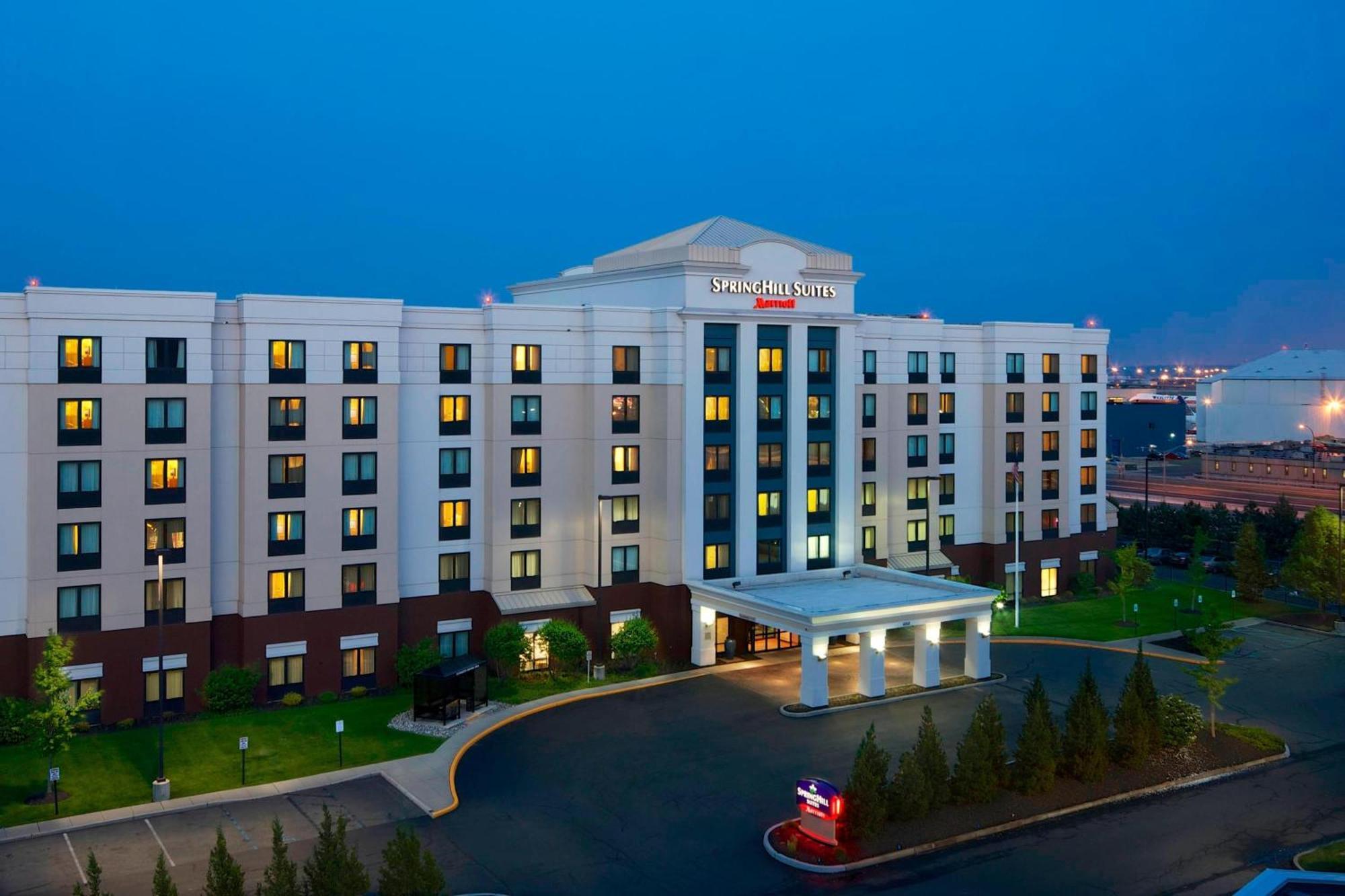 Springhill Suites By Marriott Newark International Airport Exterior photo