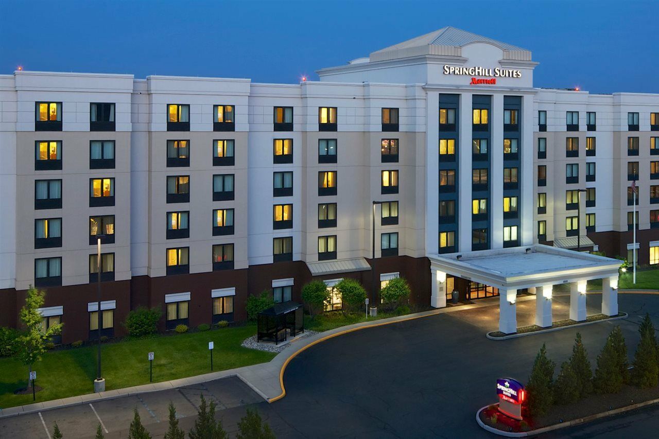 Springhill Suites By Marriott Newark International Airport Exterior photo